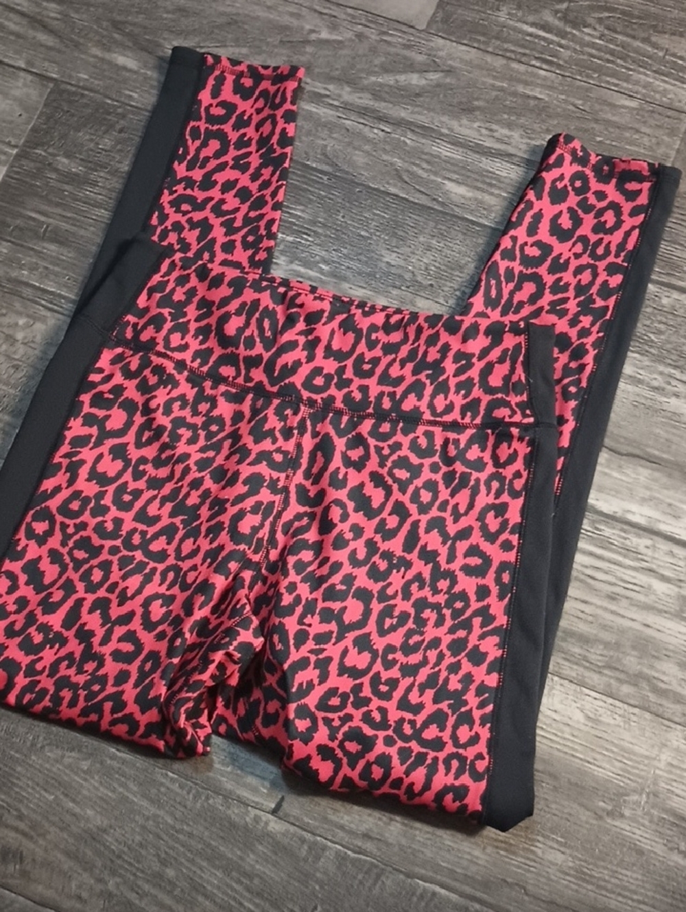 New York & Company Leopard Print Leggings - Picture 1 of 11